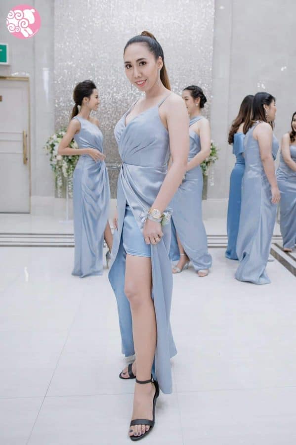 ชุดราตรียาว