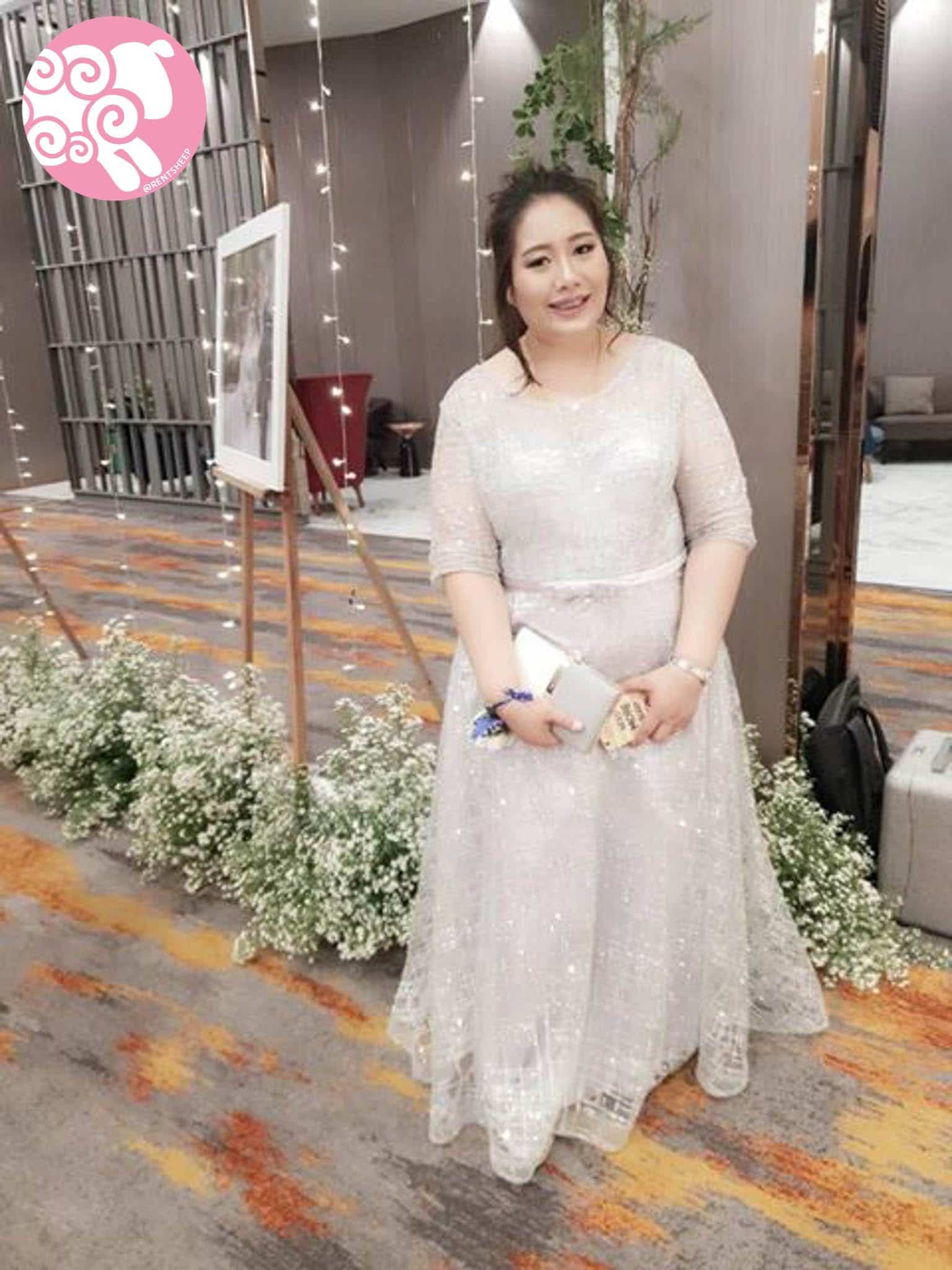 ชุดราตรียาวคนอ้วน