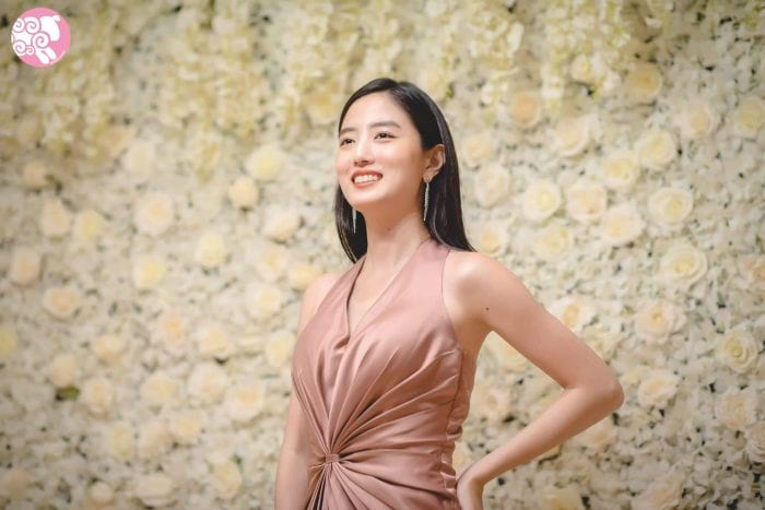 ชุดราตรียาว