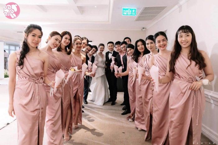 ชุดราตรียาว
