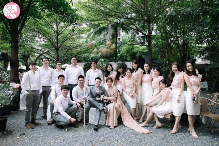 ชุดไปงานแต่งเช้า
