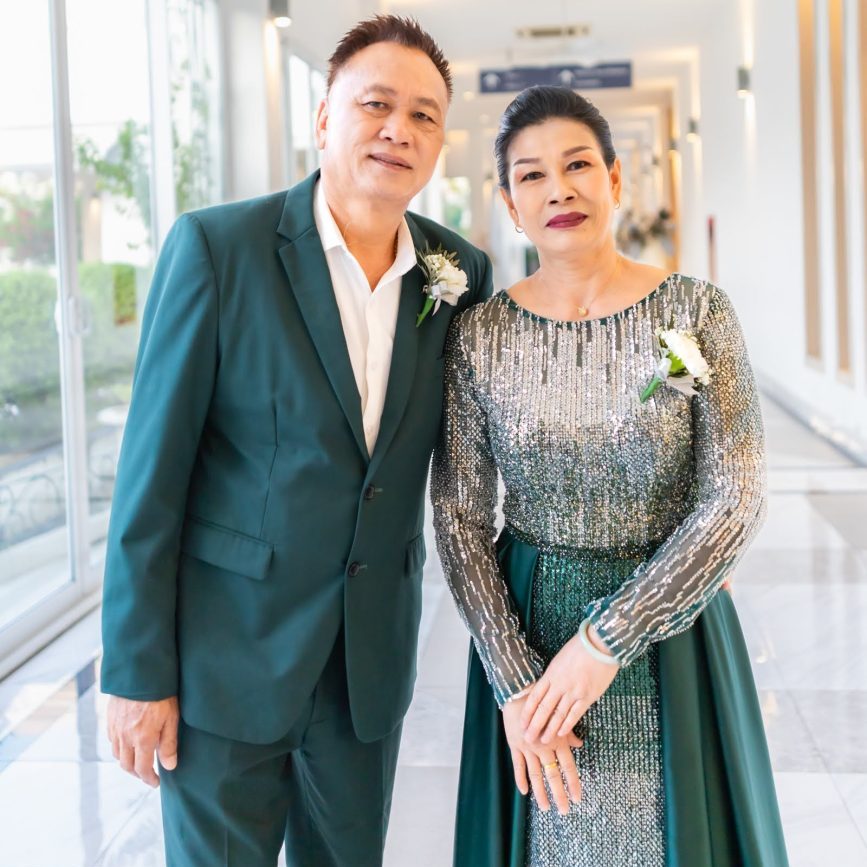 พ่อเจ้าสาว แม่เจ้าสาวงานแต่งธีมสีเขียว